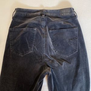 American Eagle High Rise Super Stretch Black Corduroy Jeans